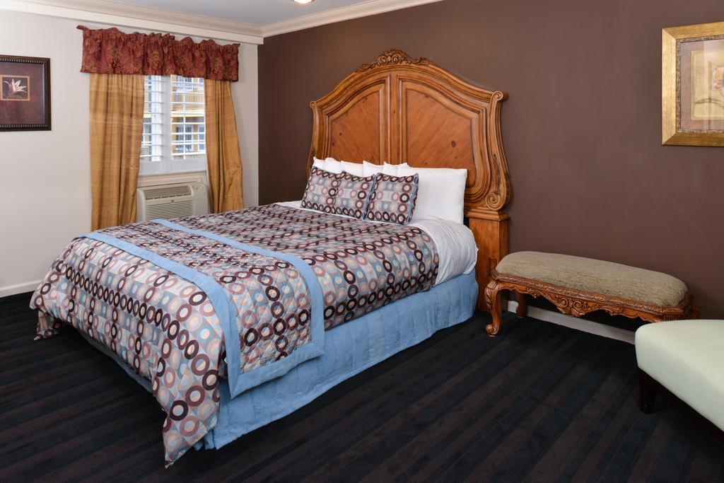 Napa Valley Hotel & Suites Екстериор снимка