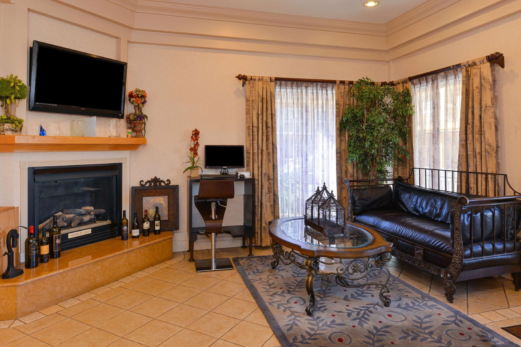Napa Valley Hotel & Suites Екстериор снимка