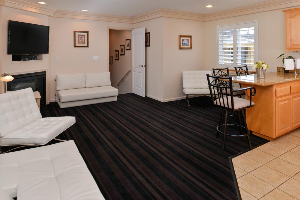 Napa Valley Hotel & Suites Екстериор снимка